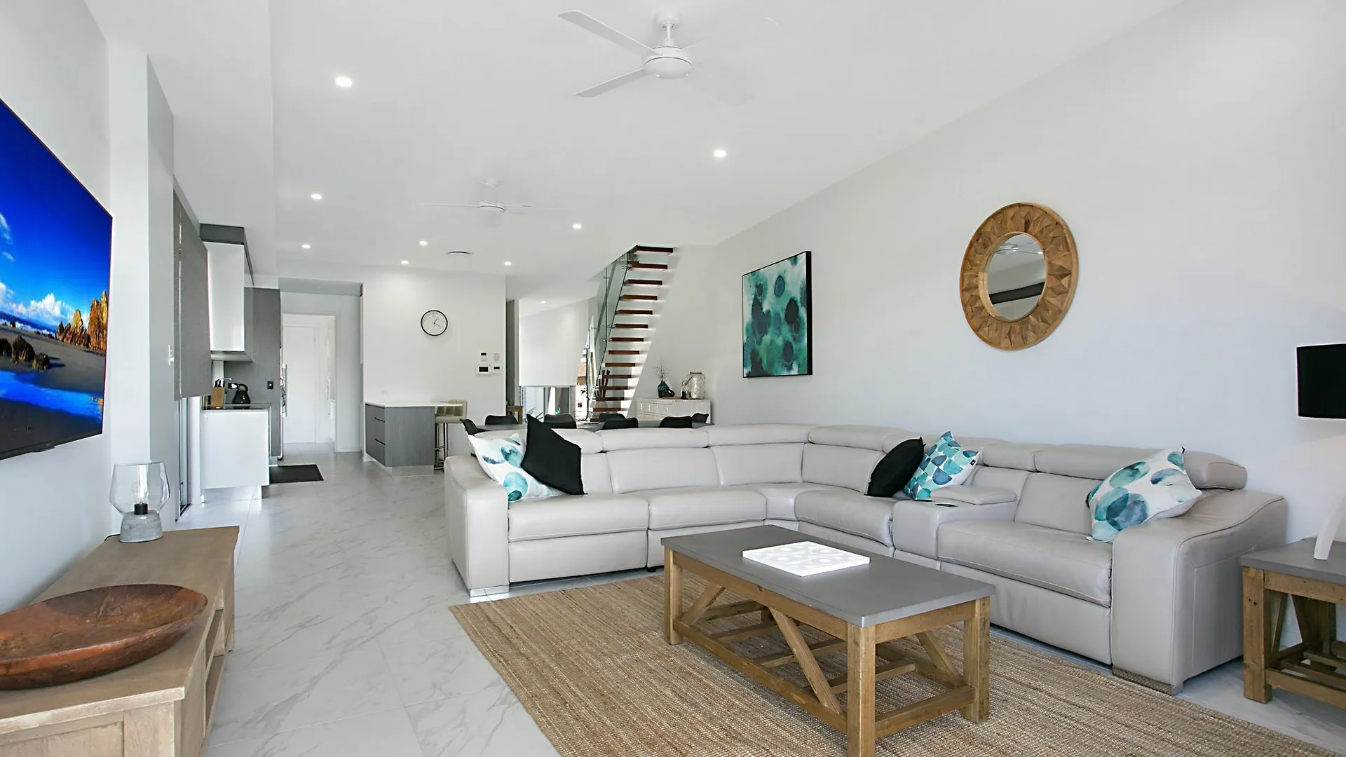 Holiday home Pacific Breeze Villa Broadbeach Waters