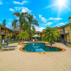 Jadon Place Aparthotel